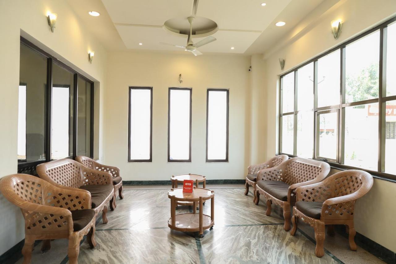 Oyo 10943 Hotel Plus Corporate Khapa  Esterno foto